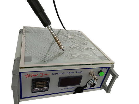 Fer à souder ultrasonique de 100 watts pour le câblage cuivre de soudure sur 60Khz en verre
