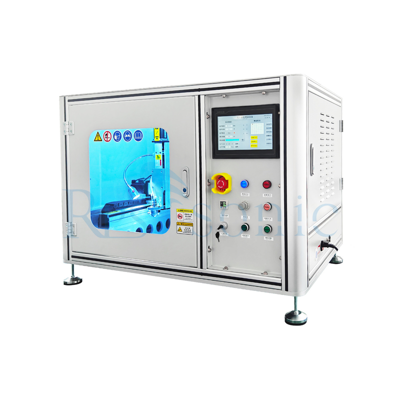 Couche à pulvérisation par ultrasons pour la fabrication de diodes polymères organiques électroluminescentes